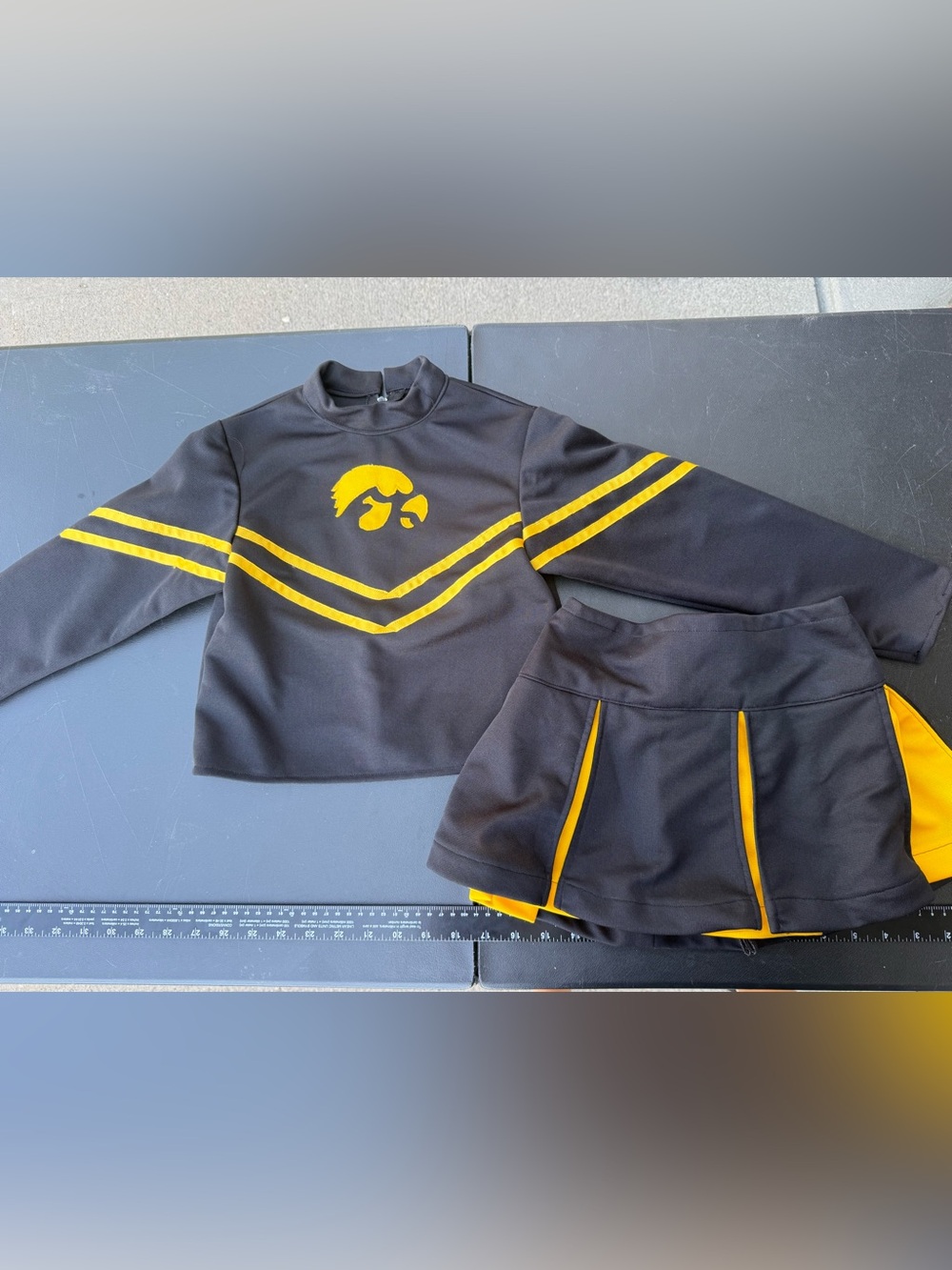 Iowa Hawkeyes Girls' Black and Gold cheer set - Two-Piece